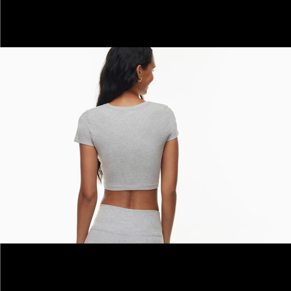 Aritzia - TNA - Hold-it™ Ortiz Cropped T-shirt - - Picture 2 of 5